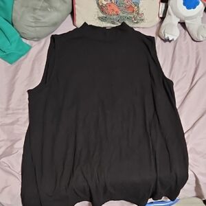 Chico's Black Sleeveless Mock-Neck Tank